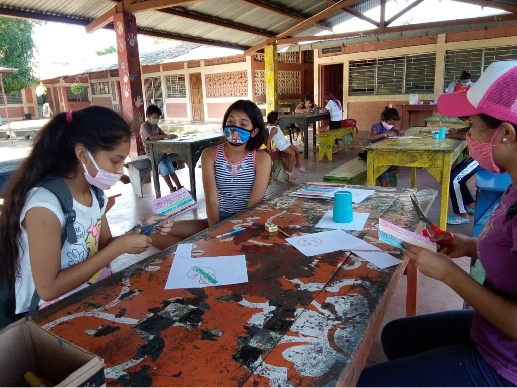 Der Verein Kinderträume unterstützt Schulunterricht in Leon, Nicaragua