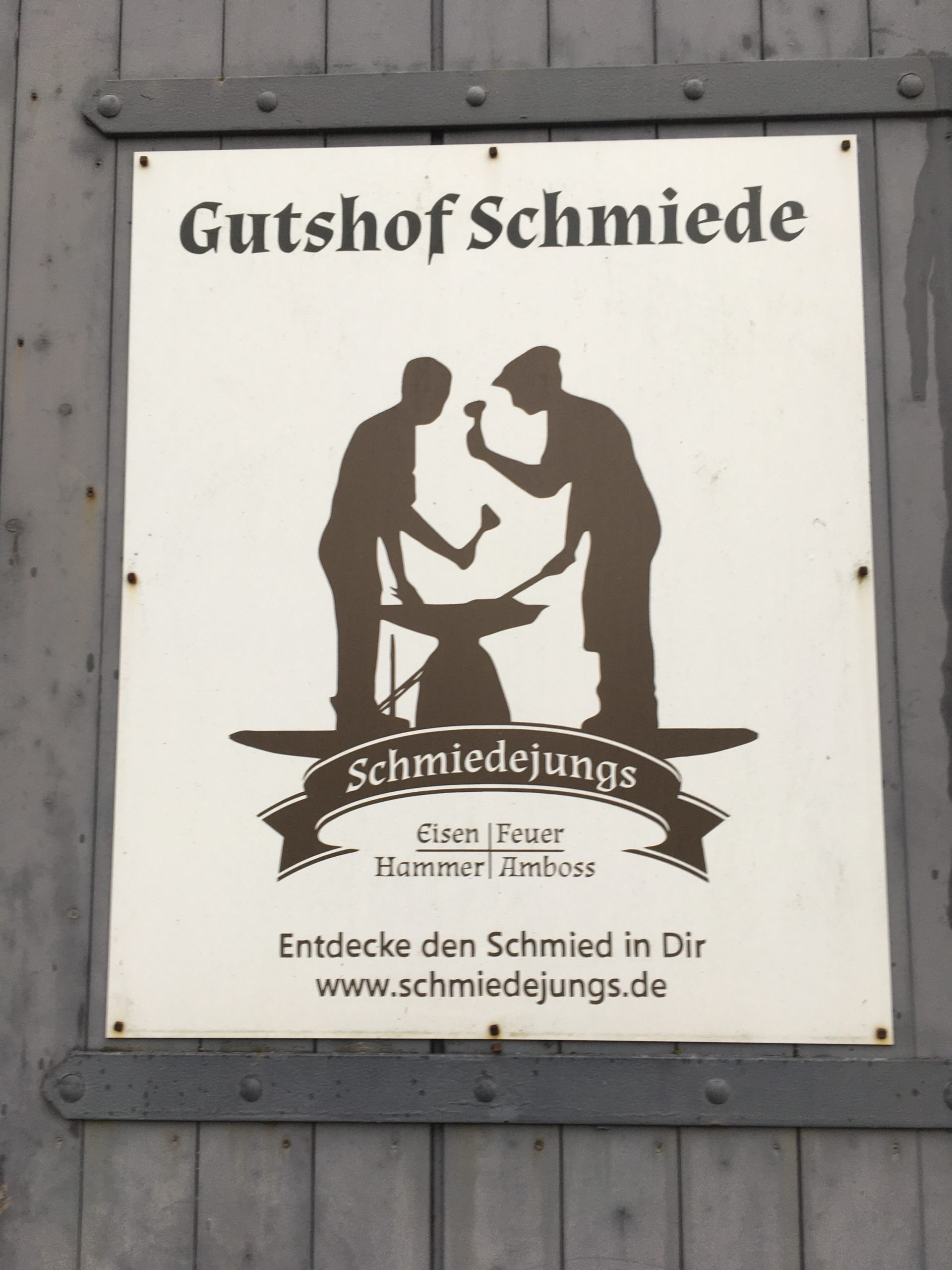 SCHNUPPERSCHMIEDEN