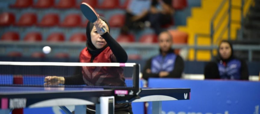 Galila Nasser vom SC Poppenbüttel spielt Tischtennis