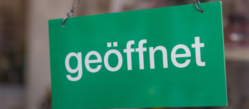 Geöffnet Schild