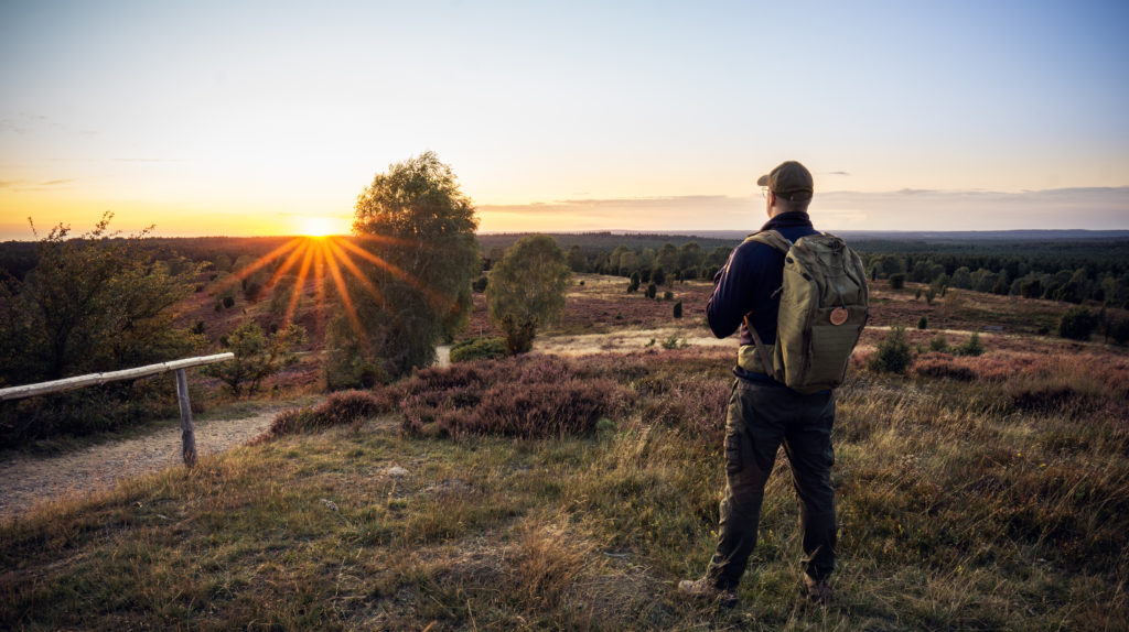 Wandern im Sonnenuntergang