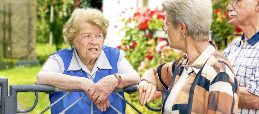 „Wenn ich bis morgens um zehn Uhr noch keinen Piep von mir gegeben habe, melden sich die Nachbarn und fragen, ob sie sich Sorgen machen müssen“, sagt Ilse Fridrich.