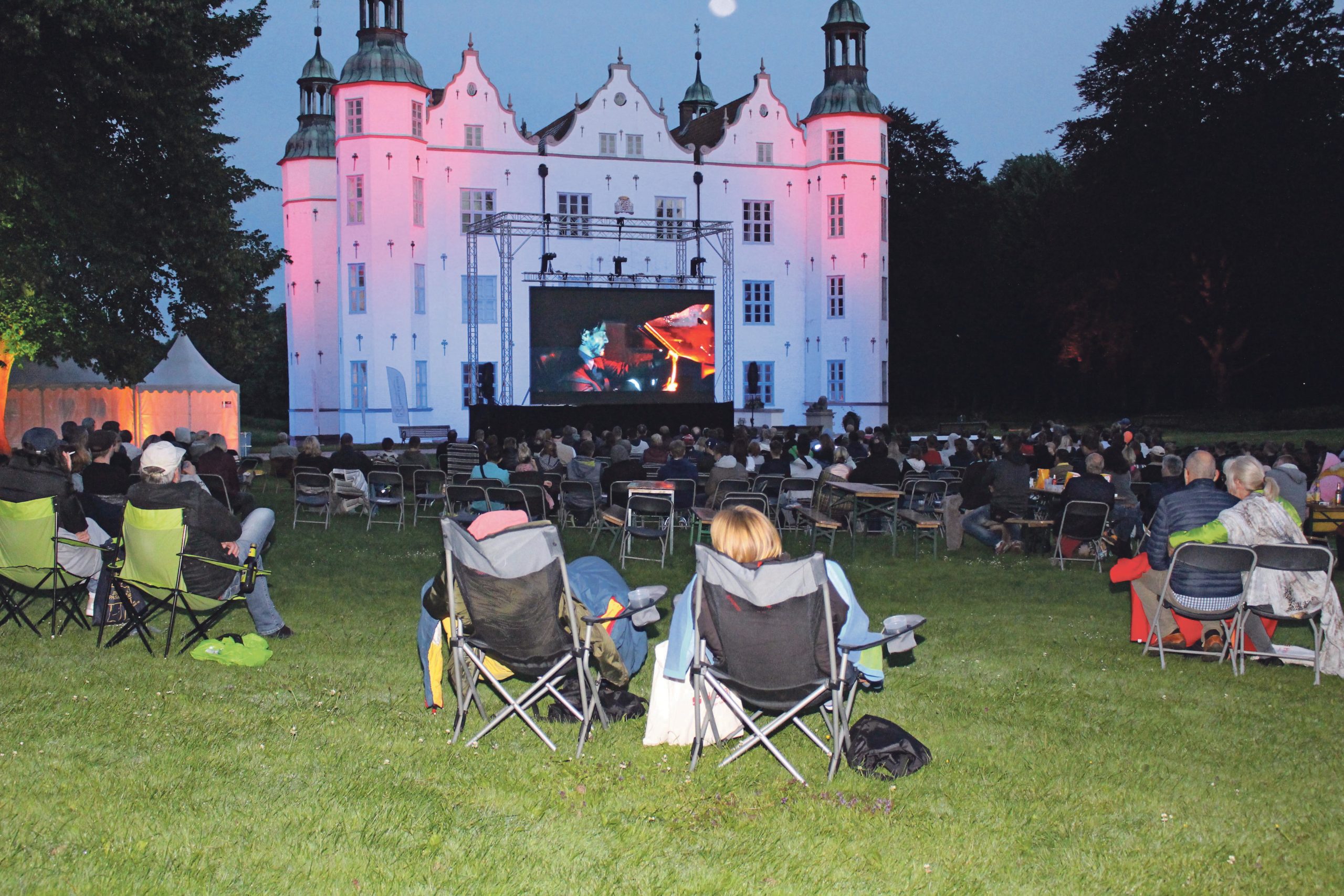 Kino-Sommer im Schlosspark Ahrensburg