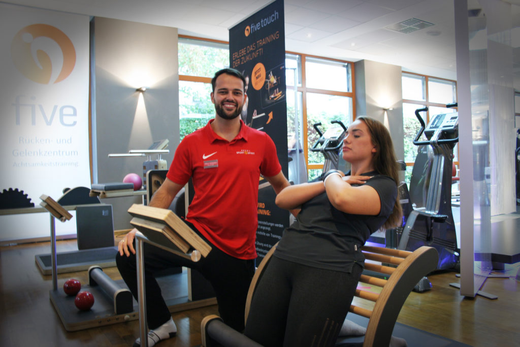 Rückentraining nach der Achtsamkeitsmethode im Royal Sports Spirit in Hamburg Volksdorf